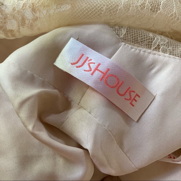 JJ’S House Wedding & Special Occasion Dress - Picture 6 of 11